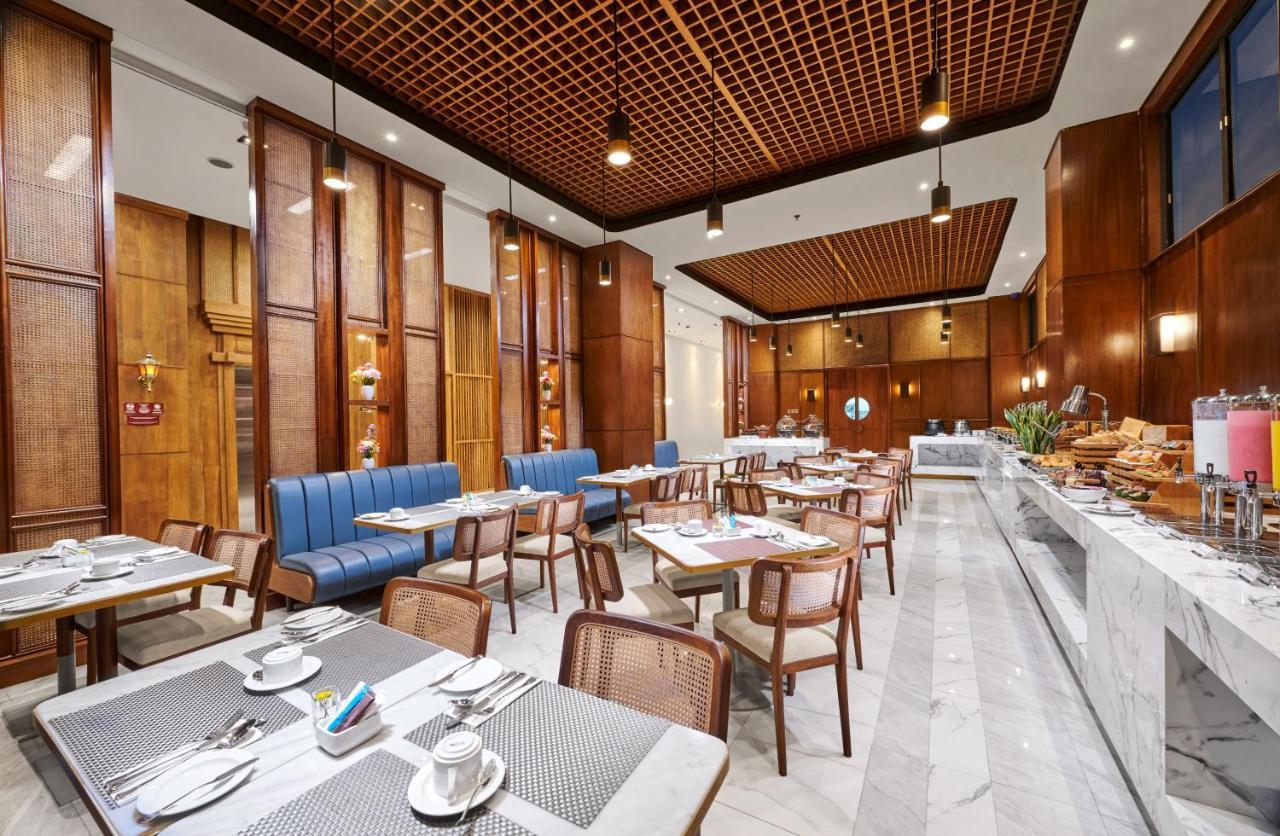 The Alana Hotel Malang Exterior foto