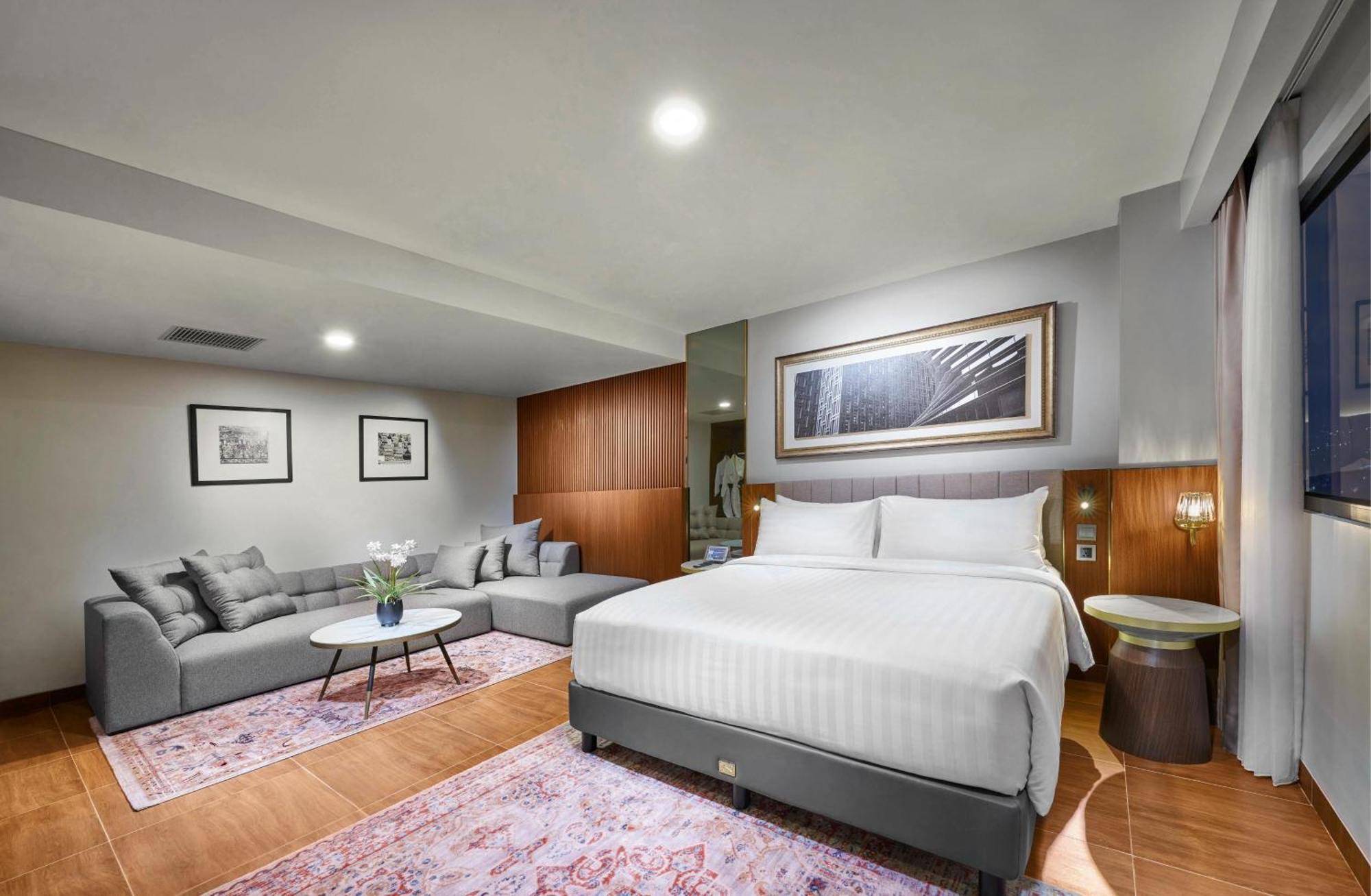 The Alana Hotel Malang Exterior foto